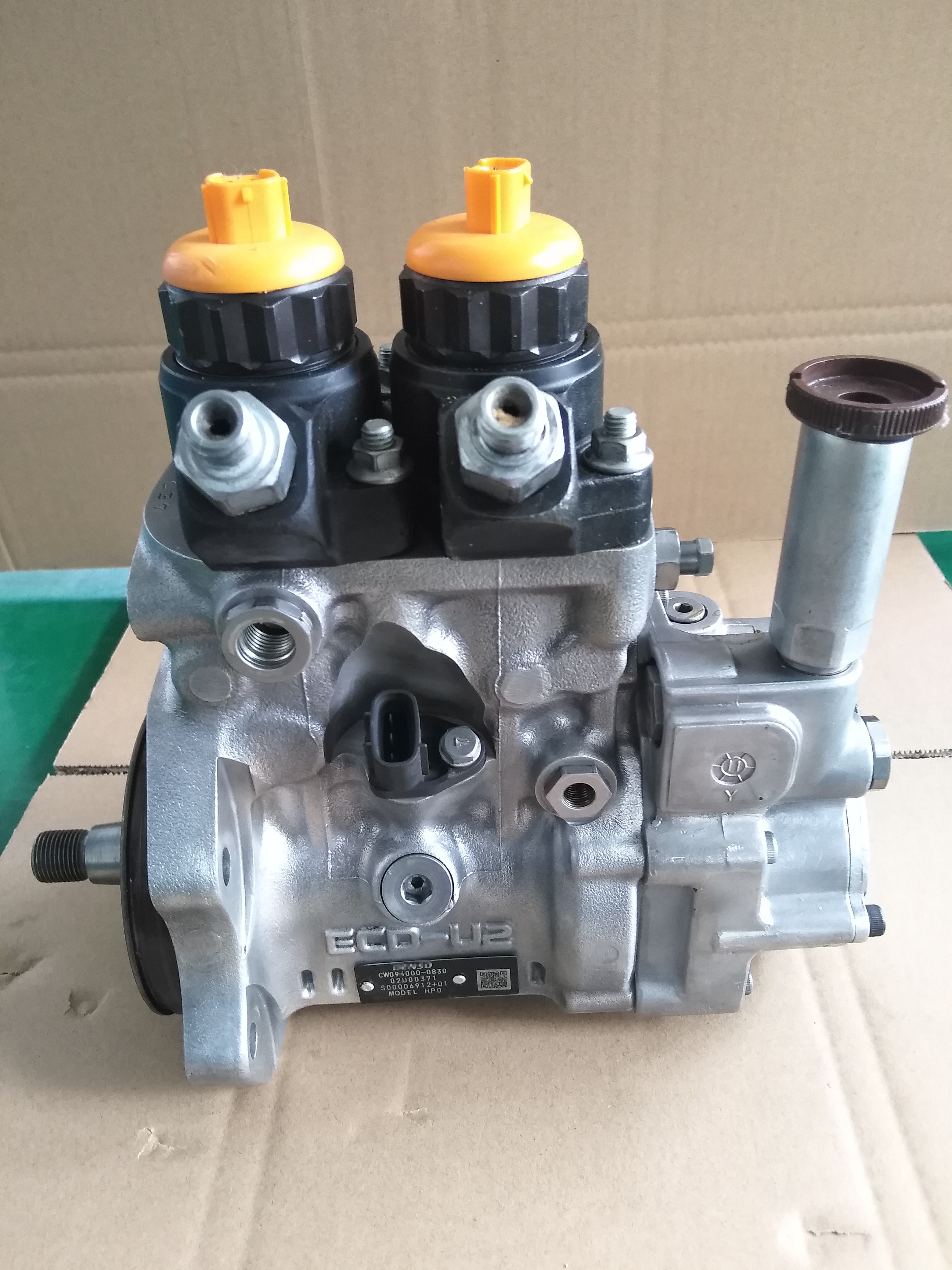 common rail pump 094000-0652,094000-0830,D28C-001-800 diesel fuel injection pump for SDEC Truck