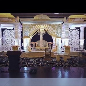 Majestuosa Decoración Tradicional India para Mandap de Bodas, de Fibra de Vidrio, Duradera, Personalizable, Elegante, Escenario Blanco, Decoración para Eventos en Australia - Product Image 1
