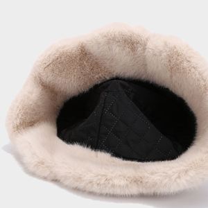 BESTELLA - Gorro de Pescador de Piel Sintética para Otoño e Invierno, Gorro de Pescador con Borde en Forma de Pétalo, Gorro Cálido para Adultos, Color y Logotipo Personalizables - Product Image 4