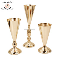 ANNIELU Lot de 3 Vases Centraux en Métal Doré, Supports Trompette de 25cm, 31cm, 43cm pour Décoration de Table de Mariage et Banquet (Vente en Gros)