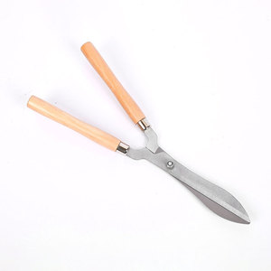 Hiroki Oka Hedge <b>Shears</b> 58Cm Stainless Steel Blade Thickened Wooden Handle Manual Garden Trim <b>Tool</b> - Product Image 3