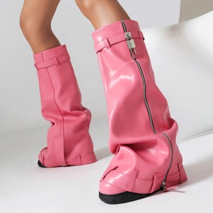 Botas de tacón alto para mujer, talla grande 48, de ajuste ancho, con punta redonda, diseño superpuesto, estilo Lady Lock Shark, con cremallera y suela gruesa, hasta la rodilla. - Product Image 1