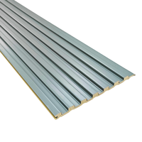 Panneau mural cannelé moderne en WPC massif 140 pour salon, revêtement intérieur en grille, composite bois-plastique écologique pour escalier d'hôtel