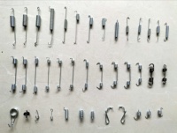 Ressort de traction et de compression à double crochet de forme spéciale en acier au carbone-manganèse et en acier inoxydable de précision
