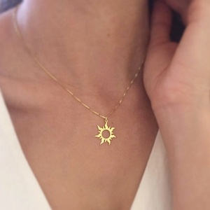 Trendy 18K Gold Plated <strong>Jewelry</strong> Necklace Making <strong>Supplies</strong> Dainty Stainless Steel Sun Charm Necklace for Women - Product Image 4