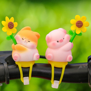 Clips de guidon de vélo en forme d'animaux de dessin animé, diamètre intérieur de 25.4 Mm, chat et cochon mignons avec fleur, pour vélos électriques et cruisers - Product Image 1