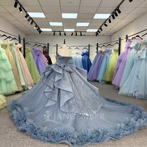 Para 6859 Vestido Exclusivo de Quinceañera para Chicas de 15 Años en Gris Azulado con Borlas, Bordado de Purpurina, Esponjado, Antiestático y Largo hasta el Suelo - Product Image 3