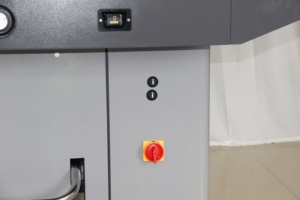 Guillotina para Papel de Gran Tamaño SG-9211D de 920 mm para Uso Industrial - Product Image 3