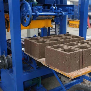 Distributore di QT4-24 all'ingrosso che consegna ad alte prestazioni prezzo macchina per blocchi di cemento e mattoni di cemento macchina - Product Image 6