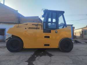 Accionamiento hidráulico neumático fenuático rodillo de carretera rodillo compactador de neumáticos de carretera de asfalto - Product Image 5