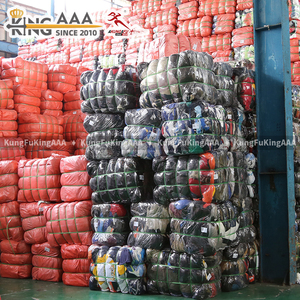 KungFu KingAAA Africa Market: Balle di Abbigliamento Usato, Lotti Misti di Seconda Mano, <span class=keywords><strong>Capi</strong></span> Compressi, Stili Popolari, Peso Pesante, Vendita all'Ingrosso - Product Image 5