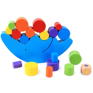 Los niños educativos de madera de juguete de equilibrio bloques de barco juego azul de madera juguete de equilibrio de luna de Juguetes - Product Image 1