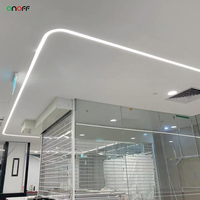 Luminaire suspendu rectangulaire arrondi commercial, luminaire linéaire de plafond connectable, personnalisation pour l'intérieur