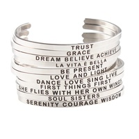 Bracelet en acier inoxydable personnalisé, personnalisation légère, MOQ 10 pièces, bracelet inspirant gravé au laser
