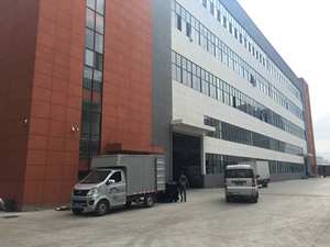 Carrinho dobrável de fábrica com capacidade de carga de 330 lb. Carrinho de jardim multiuso dobrável com rodas grandes para praia todo-o-terreno - Product Image 6