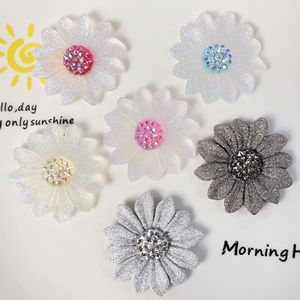 Perles de fleurs transparentes blanches de 44 mm en forme de tournesol à coller sur les vêtements et fleurs plates à coller sur les empeignes de chaussures comme décoration, fleurs de marguerite - Product Image 5