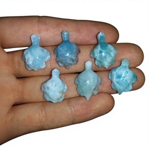 Cabujón de Larimar Natural Tallado en Forma de Tortuga para la Fabricación de Joyas al por Mayor - Product Image 1