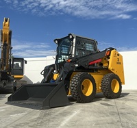 Chargeuse compacte 385B avec moteur importé