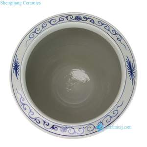 RZSC70-A-S Vaso da Giardino in Ceramica Stile Antico Blu e Bianco con Testa di Leone e Motivo Ancestrale - Product Image 6