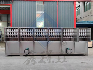 Máquina de Hielo Comercial de 2T, 3T, 4T, 5T y 10T, Cubos/Hojuelas/Tubos/Bloques, Gran Capacidad, Acero Inoxidable de Grado Alimenticio, con Certificación CE - Product Image 4