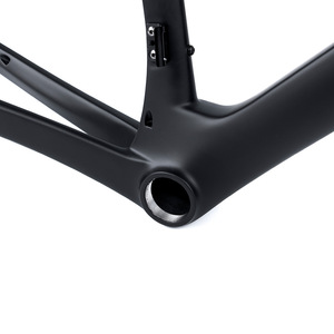 Cuadro de Bicicleta de Carretera R18 de Fibra de Carbono, Negro Mate, Diseño Aerodinámico Ligero, Eje Pasante, Frenos de Disco, Cableado Interno - Product Image 2
