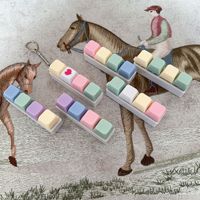 Capuchon de clé de macaron en acrylique jouet de pincement de doigt de décompression à un mot transfrontalier en matière plastique porte-clés pour clavier mécanique