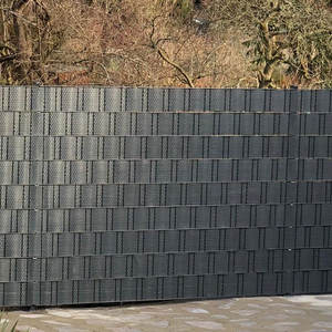 شريط حماية مرئي من البولي راتان مقاس 19 سم × 20 سم لسياج مزدوج القضبان - Product Image 6