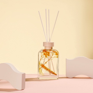 Diffuseur de parfum floral transparent de qualité supérieure, parfum rafraîchissant à base d'eau pour la maison, usage quotidien dans le salon - Product Image 4