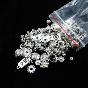 50 g/bolsa colgante mixto Vintage pulsera de plata tibetana soporte de flores cuentas DIY collar pulsera - Product Image 5