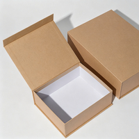 Boîte à bijoux imprimée UV sur mesure en forme de livre, emballage en papier kraft magnétique, étui rigide de luxe en carton