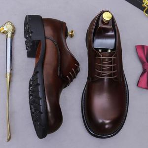Zapatos Formales de Cuero para Hombre, Zapatos Oxford de Negocios de Lujo con Diseño de Alta Calidad, Punta Redonda y Corte Bajo - Product Image 1