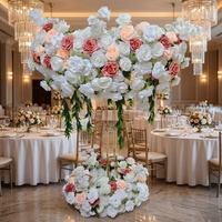 Hochzeits-Tischdekoration in Rosa mit Künstlichen Rosen als Blumen-Centerpiece für Empfangsfeiern und Tischdekoration im Großhandel