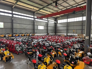 Tự hành mulcher máy với động cơ xăng cho trang trại Bush và Orchard đị<span class=keywords><strong>a</strong></span> hình Rider mulcher với chống tắc nghẽn thiết kế - Product Image 5