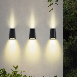 Lámpara Solar de Pared para Exteriores, LED, Ángulo de Haz de 20 Grados, Impermeable, para Jardín, Valla, Patio, Decoración e Iluminación - Product Image 2