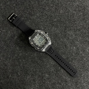 Montre numérique de sport de luxe pour homme, design créatif, boîtier tonneau, montre électronique, vente en gros - Product Image 6