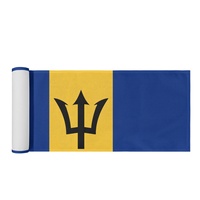 Chemin de table en polyester imprimé sur mesure avec le drapeau de la Barbade, nappe à coutures fines pour les repas quotidiens, la décoration de banquets et les rassemblements familiaux