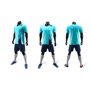 Футбольные костюмы из полиэстера - Product Image 1