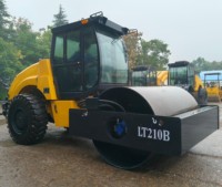 Livraison Gratuite Compacteur Vibratoire Routier à Roue Unique 10 Tonnes LT210B