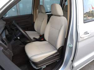 <span class=keywords><strong>2025</strong></span>年五菱宏光左驾1.5L汽油小型客车来自中国 - Product Image 4