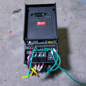 מקורי חדש מקורי 0.37 kw/0.50 עבור hp FC-051PK37S2E20H 136n8921 כוננים מלאי מאוורר קו שליטה וקטורית - Product Image 3