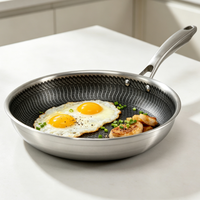 Poêle à frire en acier inoxydable de qualité supérieure à 3 couches avec poignée en acier inoxydable pour la cuisson des steaks, des œufs et des légumes en cuisine