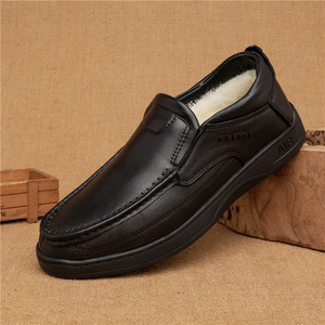 Mocassins en cuir véritable pour hommes, bout rond, noir, semelle en caoutchouc rembourrée, toutes saisons, doublure en fourrure, semelle intermédiaire en EVA - Product Image 4