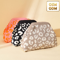 Pochettes en tissu tricoté au crochet avec logo personnalisé pour femmes, sacs à main, pochettes bouffantes, sacs nuage froncés, sacs de maquillage décontractés