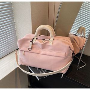 Sac de sport léger et portable à la mode, sac de voyage pour femmes de grande capacité, sac bandoulière avec poignée souple - Product Image 5