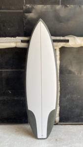 الايبوكسي لون النهر لوح التزلج واضحة الألياف الزجاجية عالية الأداء قصيرة لوح التزلج - Product Image 6