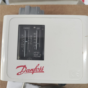 Contrôleur de température Danfoss KP79 220V 30A pour entrepôts frigorifiques et climatisation - Product Image 1