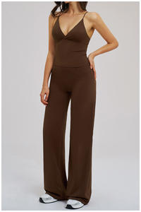 Yoga-Hersteller Fitnesskleidung mit Eigenem Logo Yoga-Sets für Große Frauen Tiefer V-Ausschnitt Tanktop 2-teiliges Yoga-Gym-Set mit Weiten Hosen - Product Image 5