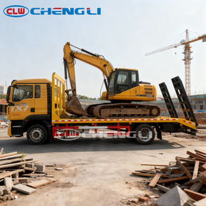 Camion de remorquage à plateau Sinotruk HOWO 4x2 6 tonnes, véhicule de récupération d'urgence robuste pour le sauvetage routier et les voitures en panne sur autoroute - Product Image 2