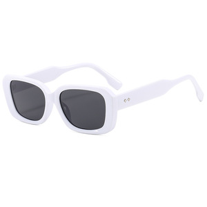 Fashion 2026 Retro Oversized <b>Square</b> Outdoor Vacation UV400 Green/Purple/White <b>Sunglasses</b> - Product Image 6