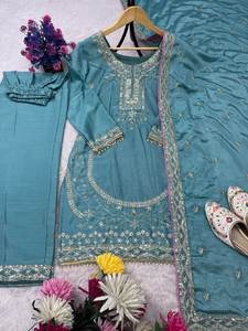 Salwar Kameez moderne pour fête, style pakistanais Bollywood, nouvelle robe de mariée indienne, designer, en soie chinon - Product Image 3